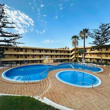 Vistas Cristianos 2 Swimming Pools * 洛斯克里斯蒂亚诺斯